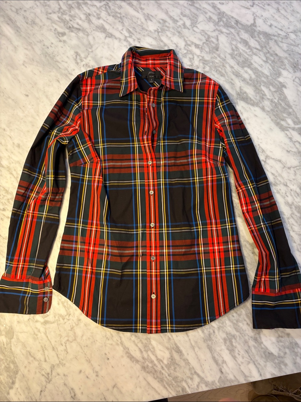 Women’s Jcrew Stretch Perfect Red and Black Stewart Tartan Plaid Button-Up Shirt